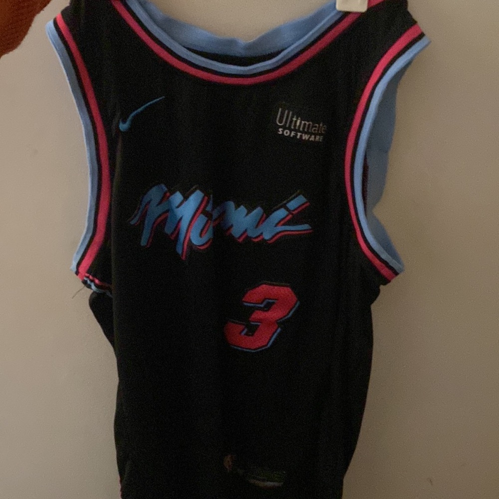 Miami Dwayne wade jersey